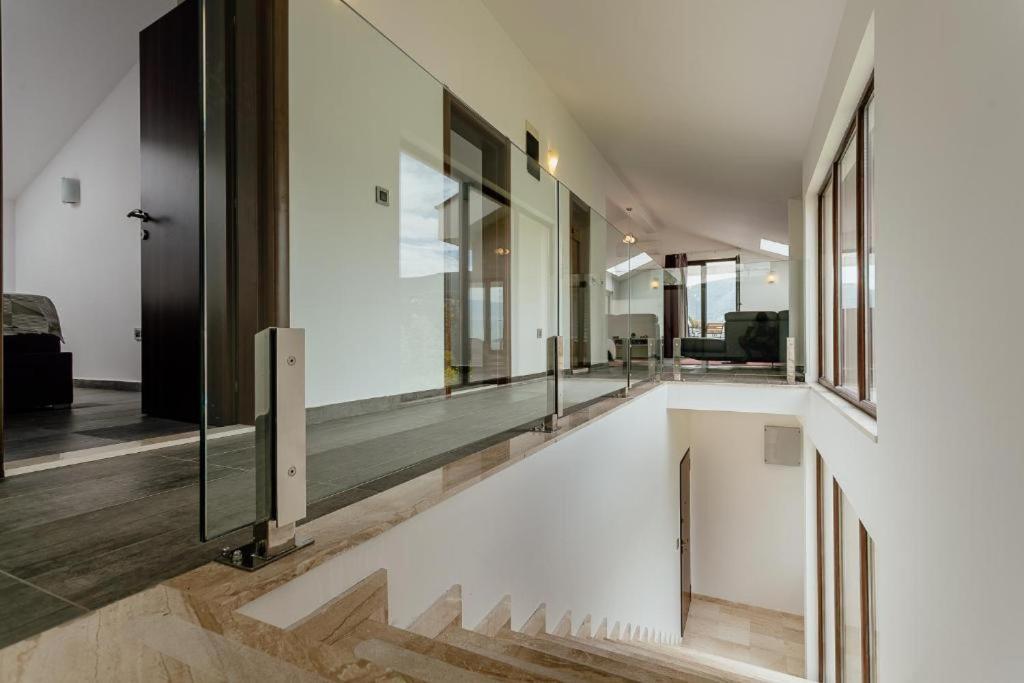 Apartments Joy Херцег-Нови Экстерьер фото