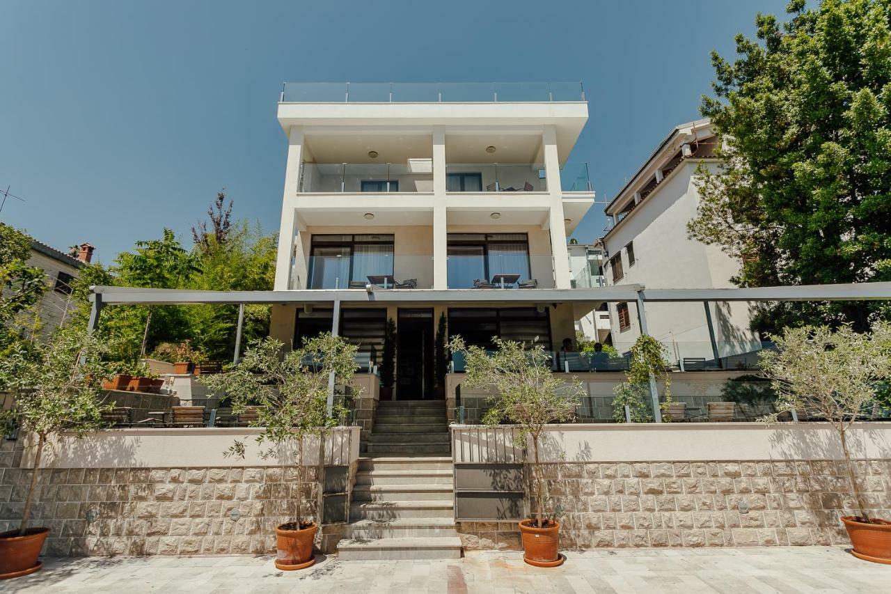 Apartments Joy Херцег-Нови Экстерьер фото